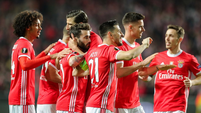 Câu lạc bộ bóng đá Benfica là đội bóng hàng đầu tại Bồ Đào Nha Câu lạc bộ bóng đá Benfica là đội bóng hàng đầu tại Bồ Đào Nha