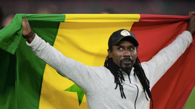 HLV Senegal: Người nâng tầm bóng đá châu Phi lên tầm cao mới 2 HLV Senegal: Người đưa bóng đá châu Phi lên tầm cao mới
