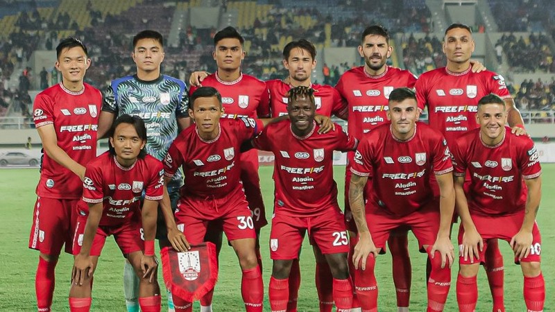 Câu lạc bộ bóng đá Persis Solo là một đội bóng tại Indonesia Câu lạc bộ bóng đá Persis Solo là một đội bóng tại Indonesia