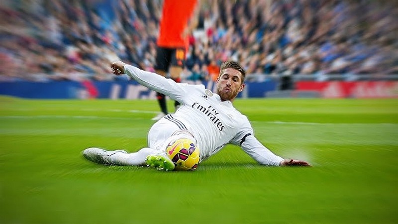 Cầu thủ Ramos luôn được biết đến với lối chơi quyết liệt Cầu thủ Ramos luôn được biết đến với lối chơi quyết liệt