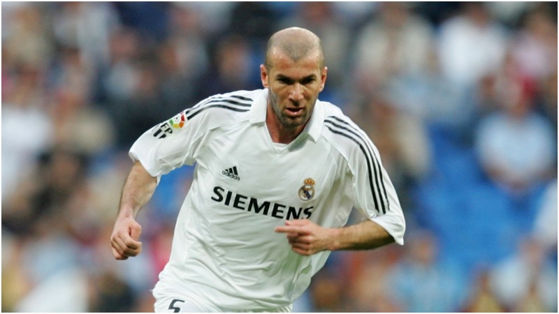 Zidane cũng là cái tên vô cùng ấn tượng Zidane cũng là cái tên vô cùng ấn tượng